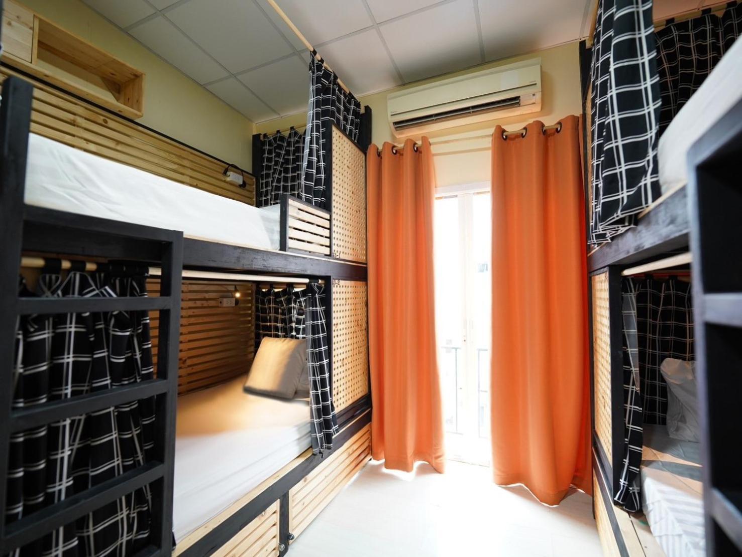 Ez Sleep @ Ratchada 19 Hostel Bangkok Buitenkant foto